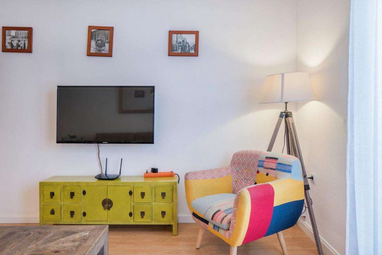 Urbanchicmalaga 3 Bedroom Spacious Quiet Historic Malaga Apt Exterior foto